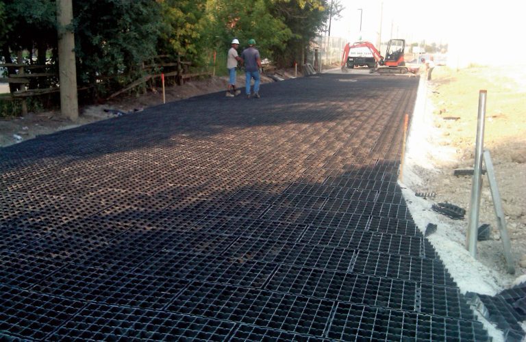 Porous Pavement System GeoBlock®-NAIT